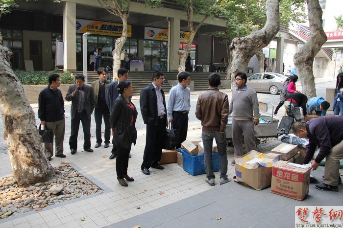江蘇省教育廳調(diào)研組到南京藝術(shù)學(xué)院檢查指導(dǎo)工作