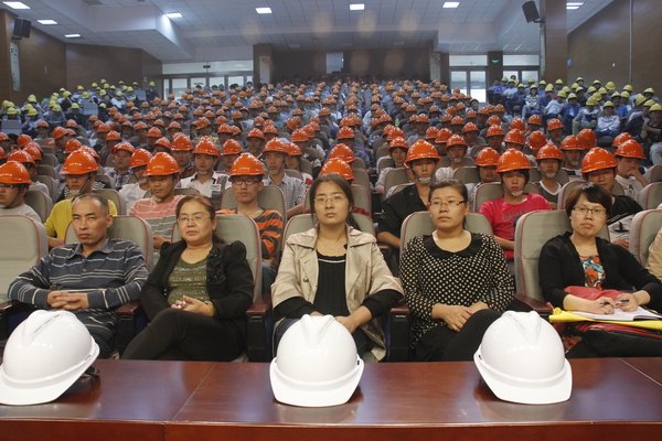建筑工程系舉行2013級(jí)新生入學(xué)教育大會(huì)