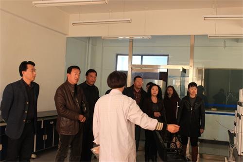 吉林農(nóng)業(yè)科技學(xué)院與吉林市長白山生態(tài)農(nóng)業(yè)產(chǎn)業(yè)商會共商合作大計吉林農(nóng)業(yè)科技學(xué)院與吉林市長白山生態(tài)農(nóng)業(yè)產(chǎn)業(yè)商會共商合作大計