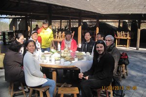 山東旅游職業學院2013年外教聯誼會“秋游九如山”活動成功舉辦