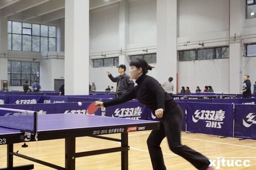 西安交通大學(xué)城市學(xué)院乒乓球隊(duì)在交大2013年教職工乒乓球比賽中再創(chuàng)佳績(jī)