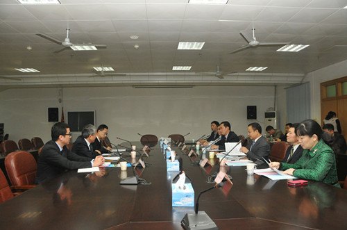“肇英集團獎助學金”發放儀式在廣東石油化工學院隆重舉行