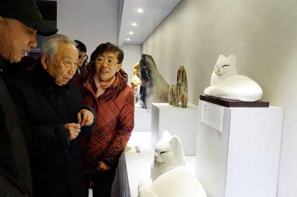 “一代宗師•學術楷模”周國楨教授從藝六十周年陶藝作品展在景德鎮陶瓷學院舉行