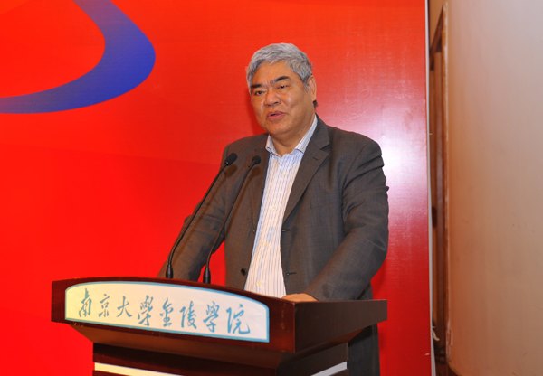 南京大學(xué)召開(kāi)慶祝浦口校區(qū)啟用20周年暨金陵學(xué)院成立15周年座談會(huì)