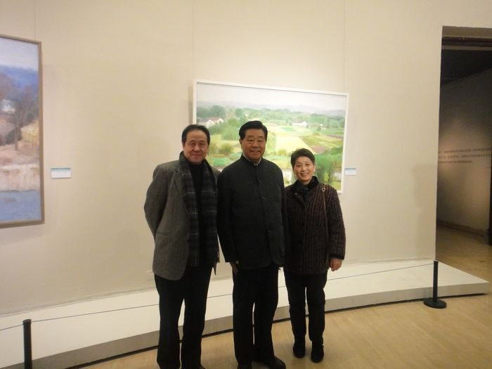 賈慶林參觀沈行工油畫作品展