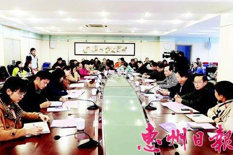 【惠州日報】市委宣傳部市文明局惠州學院舉辦學習趙喜昌研討會