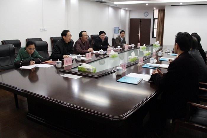 廣西科技大學(xué)周德儉校長(zhǎng)率隊(duì)來廣西師范學(xué)院考察交流