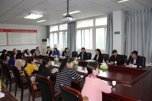 王啟明教授應邀來許昌學院作“國培計劃”專題報告